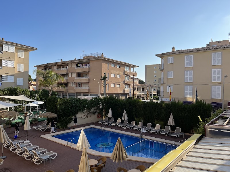 Amoros Hotel photo 4