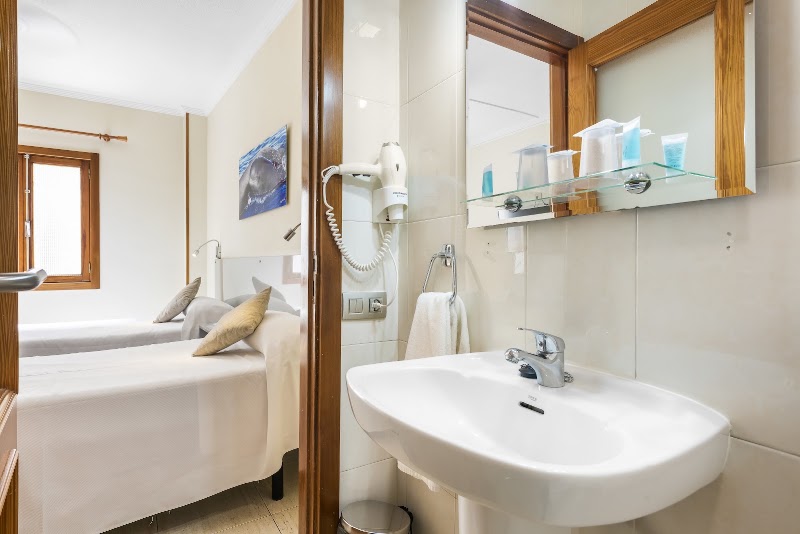Andrea's Hotel photo 7
