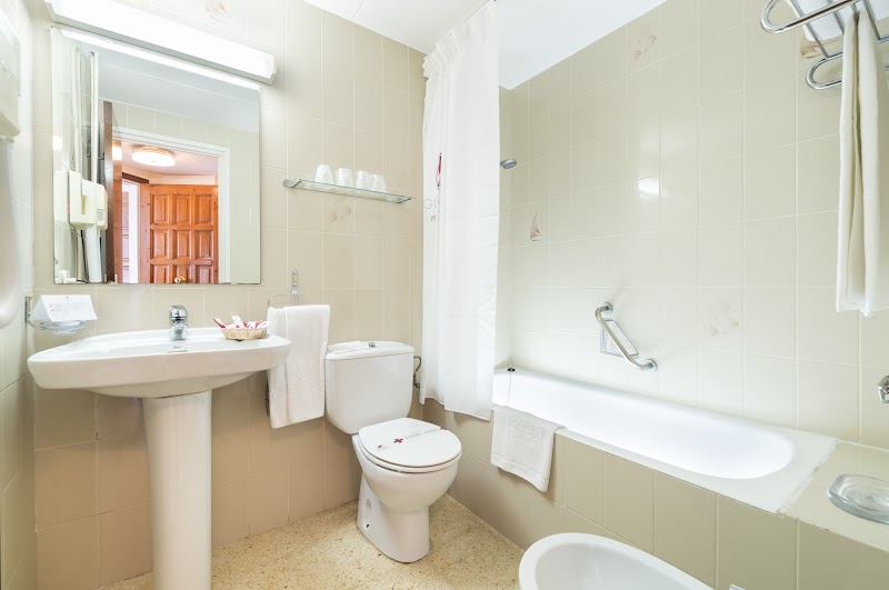 Apartamentos Guitart photo 4