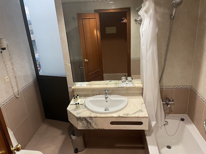Apartamentos Hesperia Barcelona Sant Joan photo 4