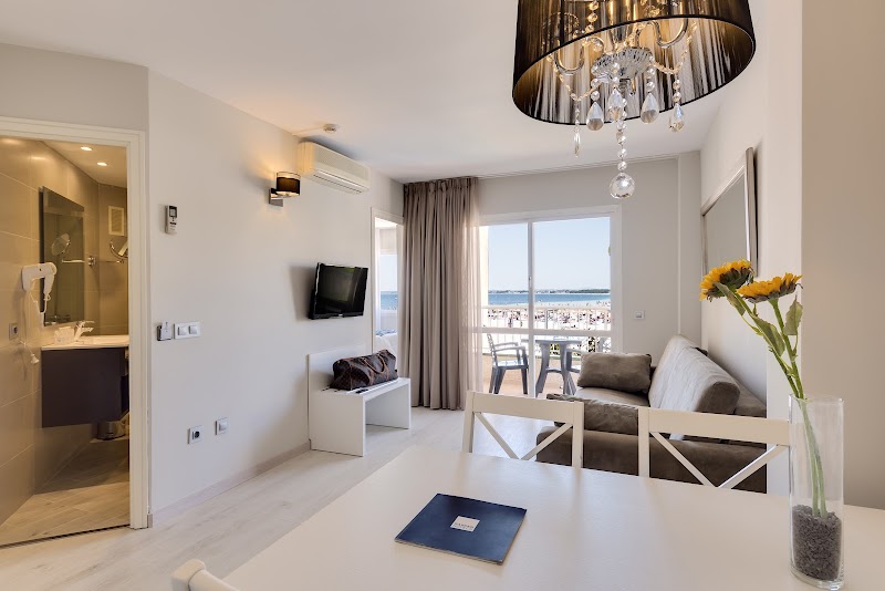 Apartamentos SandBeach photo 6