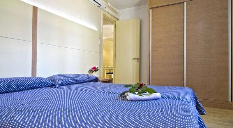 Aparthotel Flora photo 2