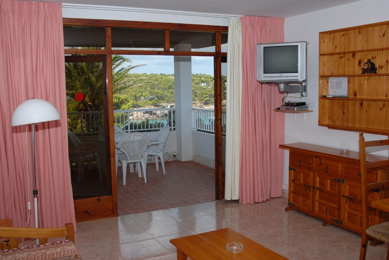 Apartments del Rey photo 8