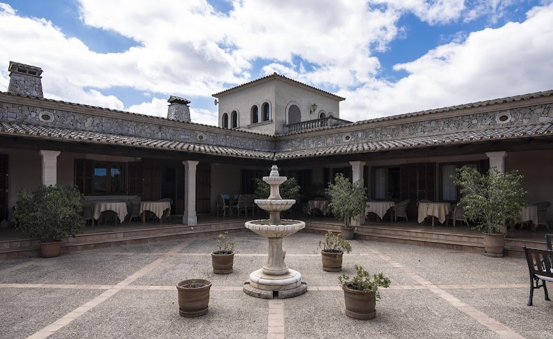 Aumallia Hotel & Spa