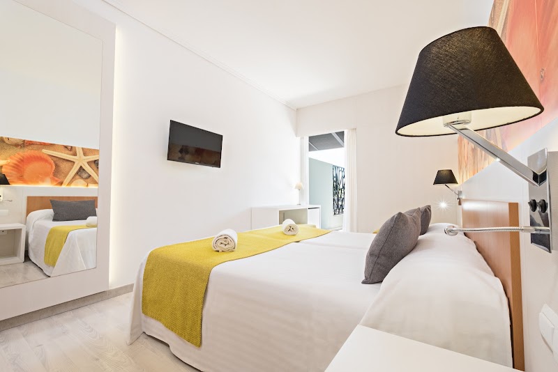 azuLine Hotel Pacific photo 9