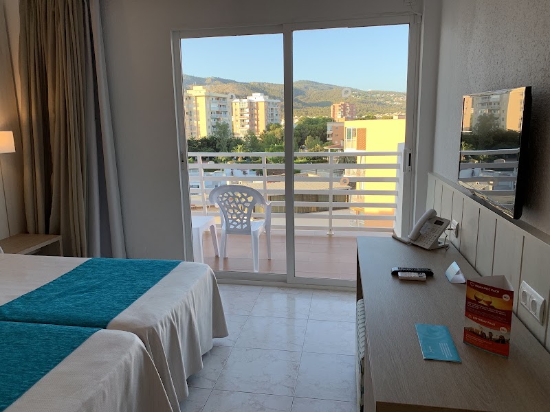 azuLine Hotel Palmanova Garden photo 2