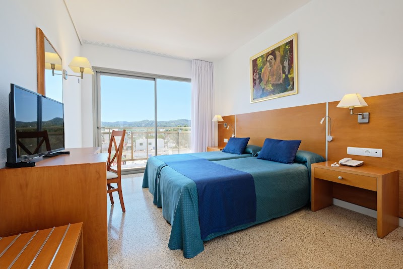 azuLine Hotel S'Anfora & Fleming photo 2