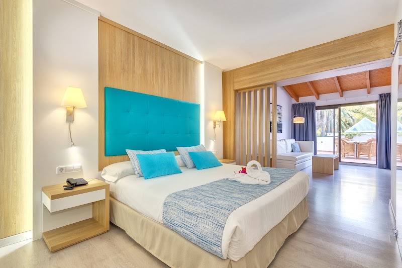Bahia De Alcudia Hotel & Spa photo 2