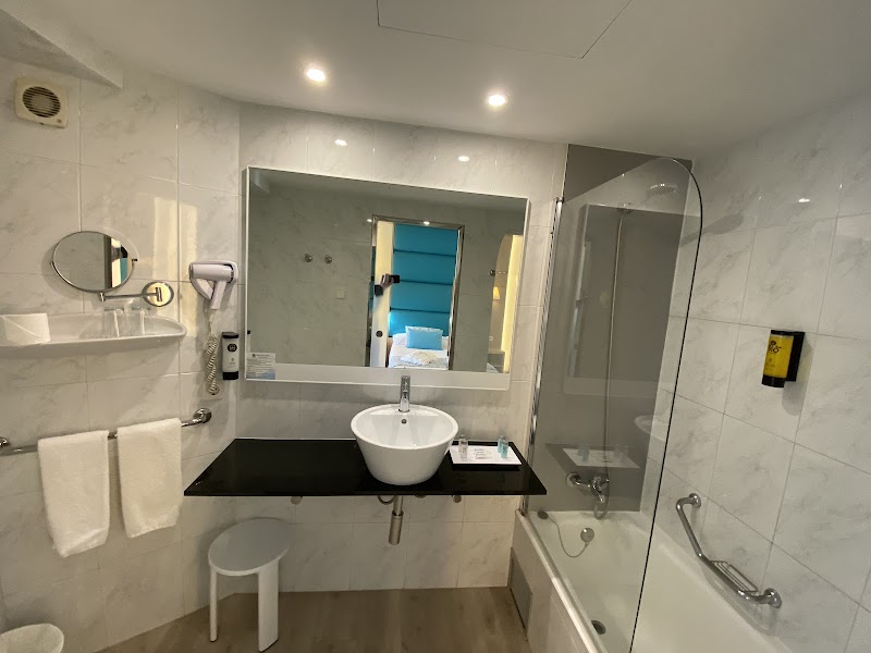 Bahia De Alcudia Hotel & Spa photo 4