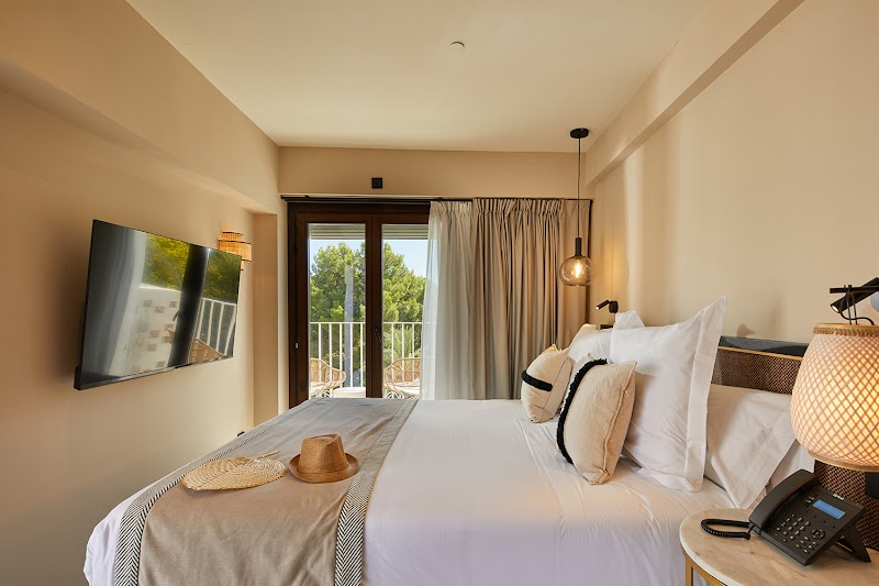 Belle Marivent Mediterranean Petit Hotel photo 5