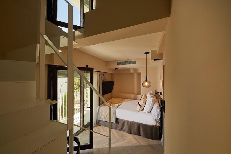 Belle Marivent Mediterranean Petit Hotel photo 7