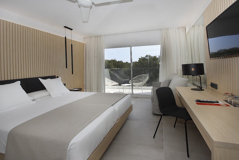 BG Hotel Caballero photo 6