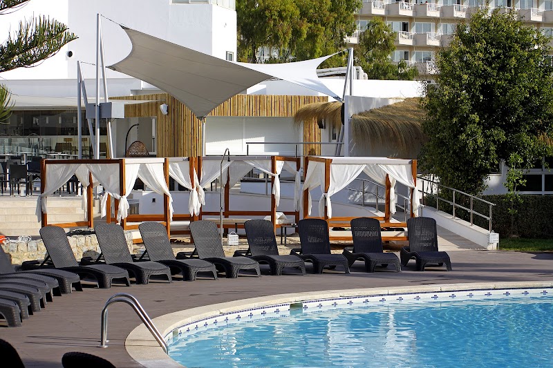 BG Hotel Pamplona photo 4