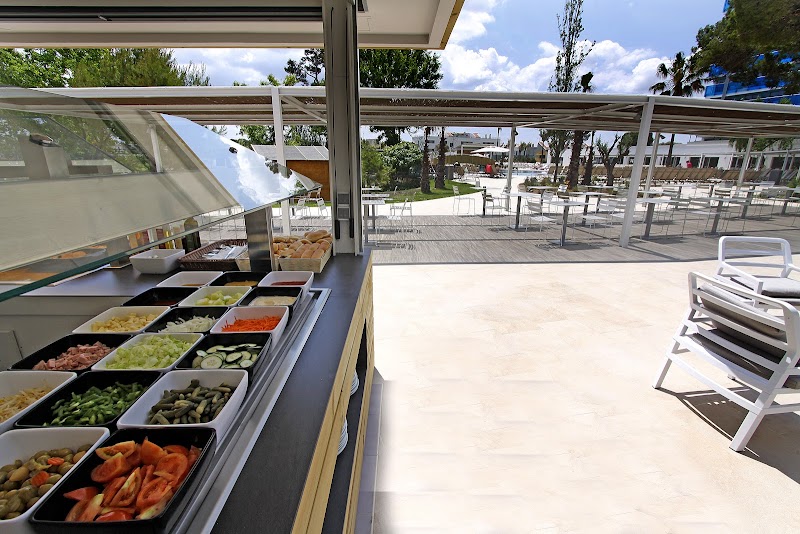 BG Tonga Tower Design Hotel & Suites photo 6