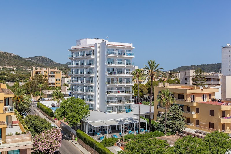 BLUESEA Cala Millor photo 6