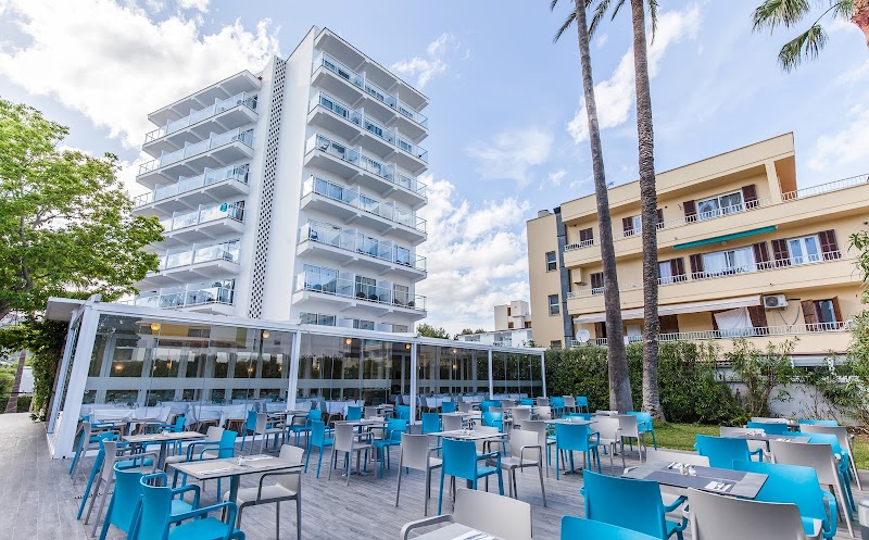 BLUESEA Cala Millor photo 9