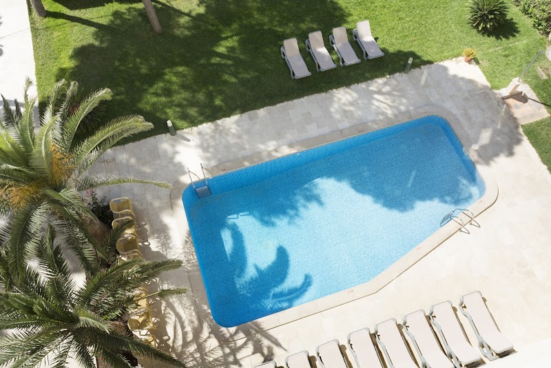 Cabot Tres Torres Apartments photo 8
