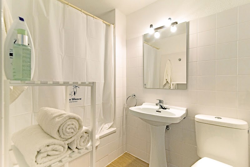 Cala Blanca Apartments photo 4