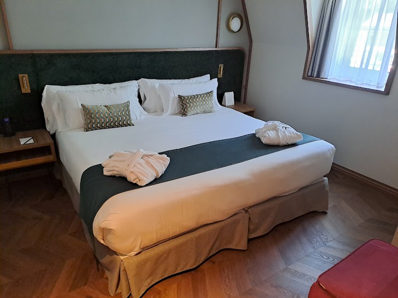 Canfranc Estación, a Royal Hideaway Hotel photo 2