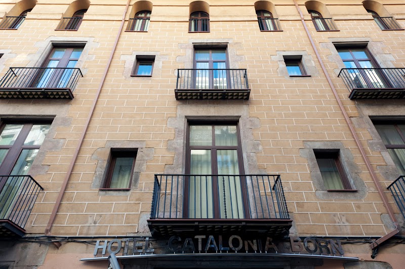 Catalonia Born photo 10