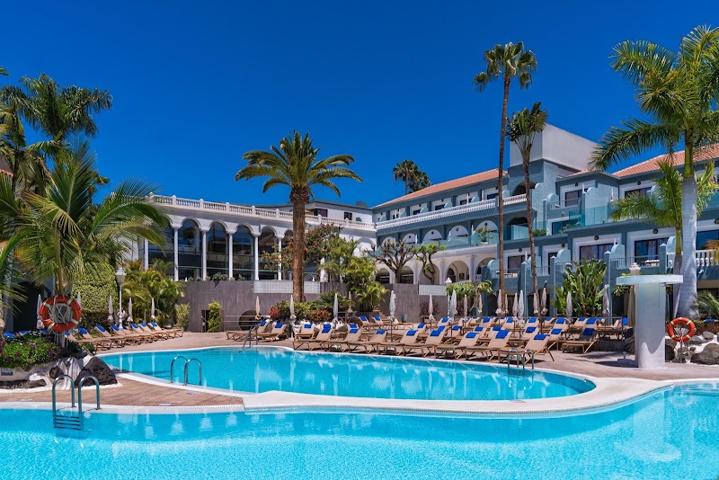 Colon Guanahani - Adrian Hoteles
