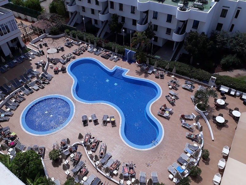 Coral Suites & Spa photo 3