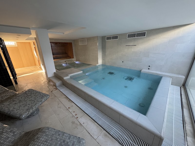 Ebano Hotel Apartments & Spa photo 3