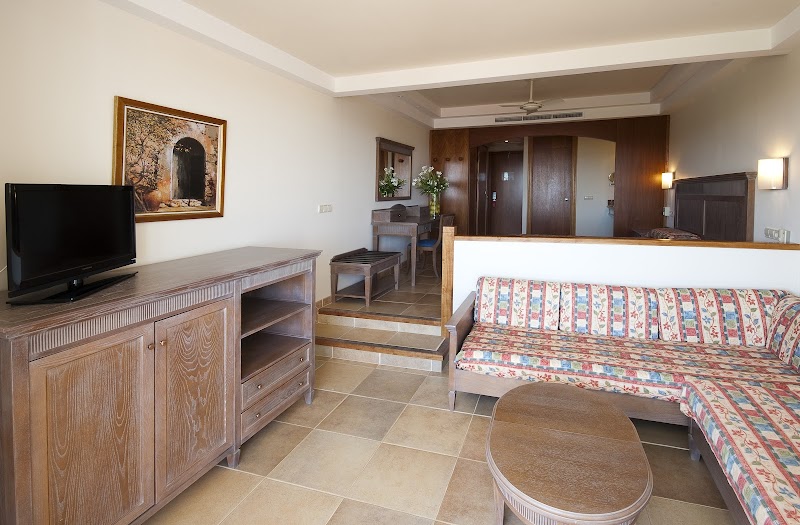FERGUS Club Font de Sa Cala Beach photo 9