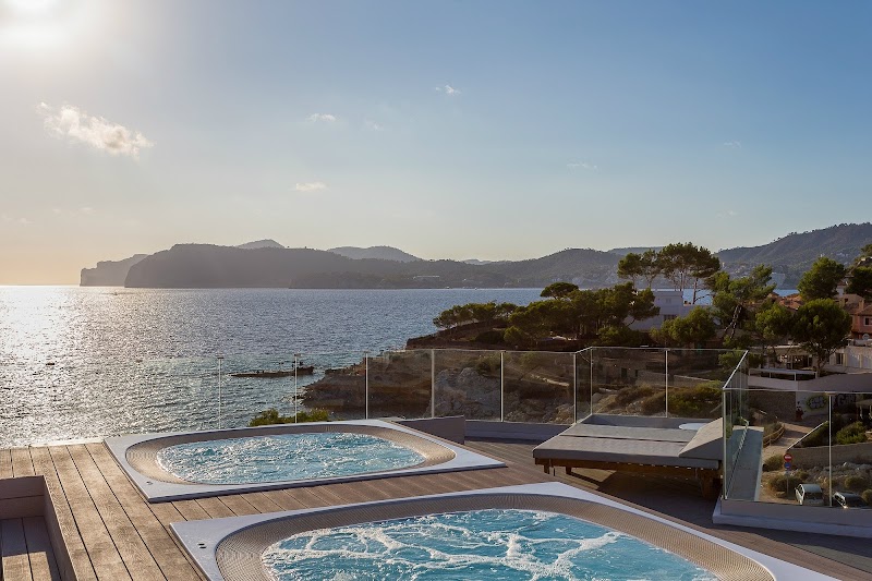 FERGUS Style Cala Blanca Suites photo 3