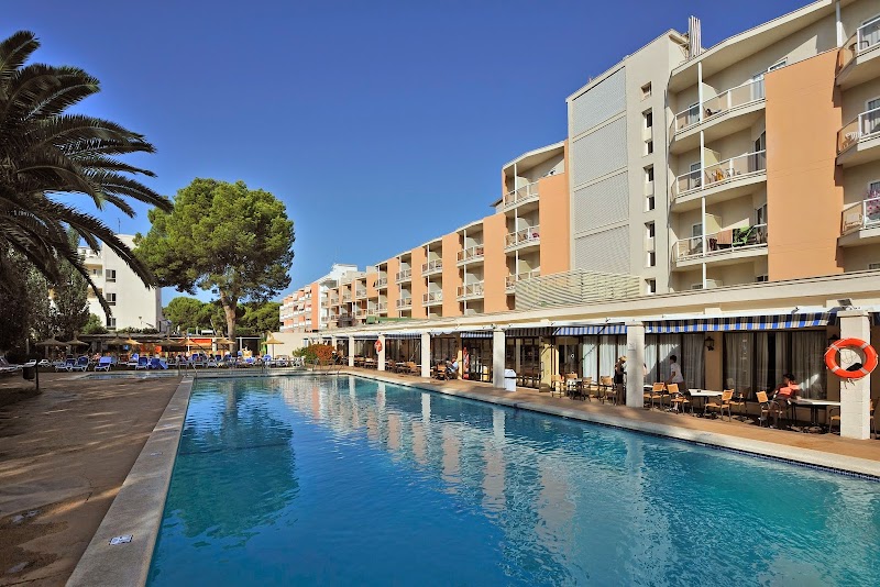Globales Playa Santa Ponsa photo 10