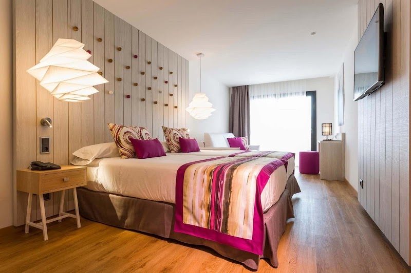Grand Palladium White Island Resort & Spa photo 2