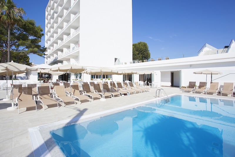 Grupotel Farrutx photo 6