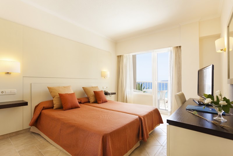 Grupotel Imperio Playa photo 5