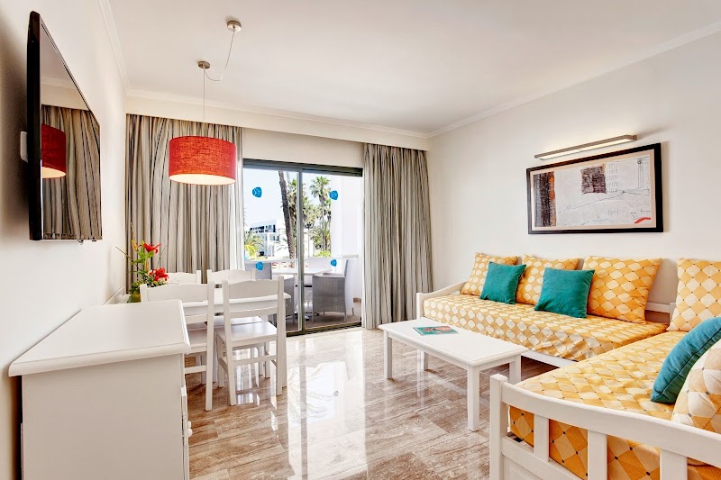 Grupotel Mar de Menorca photo 5