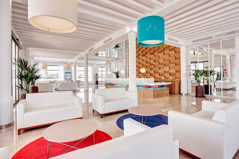 Grupotel Mar de Menorca photo 8