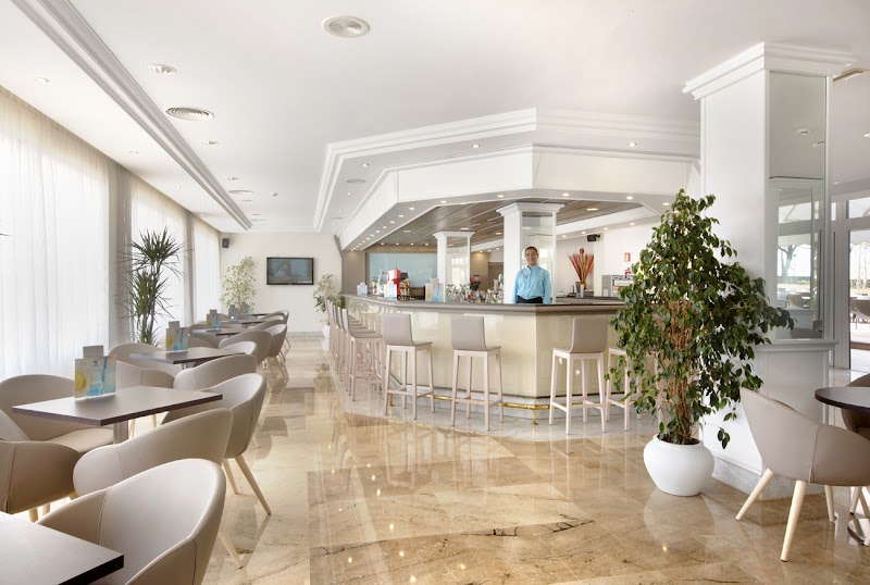 Grupotel Orient photo 6