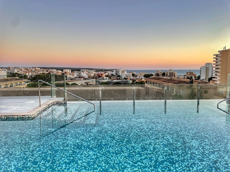Grupotel Playa de Palma Suites & Spa photo 3
