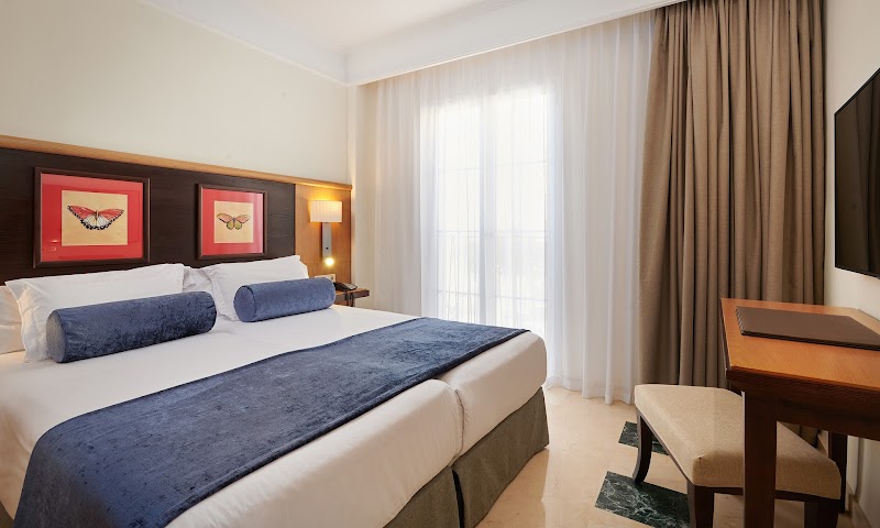 Grupotel Playa de Palma Suites & Spa photo 7