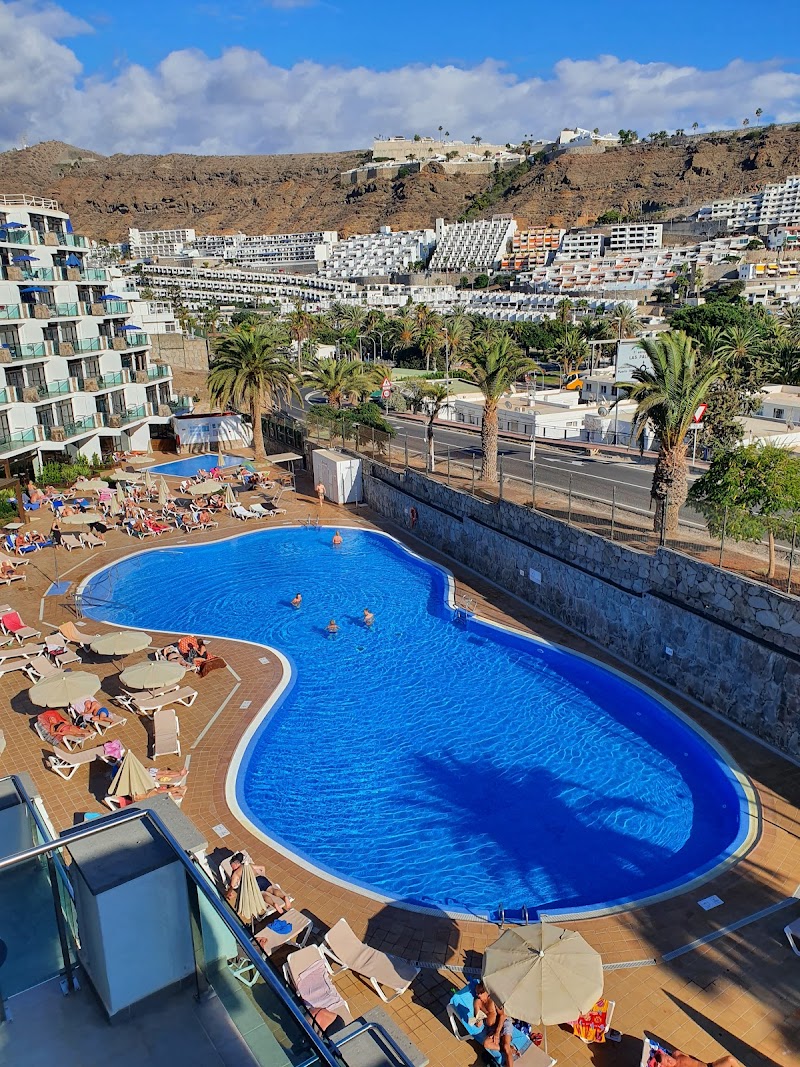 Grupotel Revoli photo 3