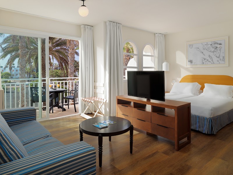 H10 Ocean Suites photo 2