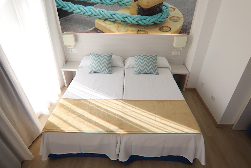 Hostal Cala Ratjada photo 10