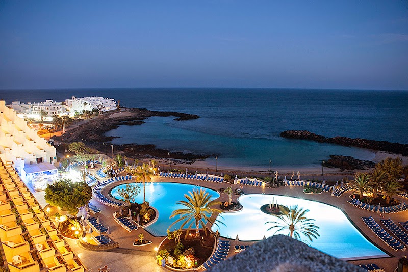 Hotel Alexandre Teguise Playa photo 3