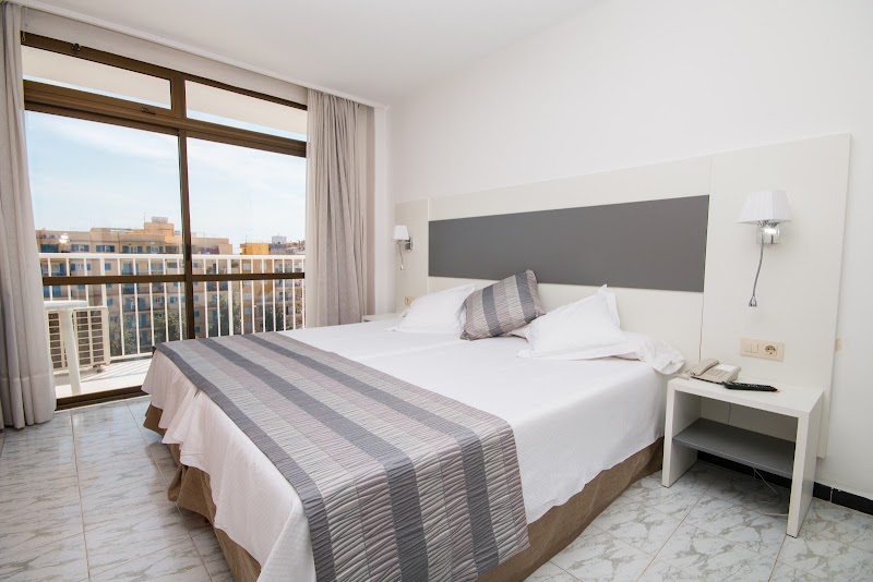 Hotel Amic Miraflores photo 2