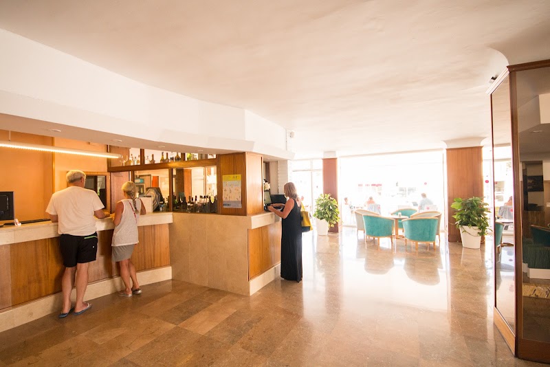 Hotel Amic Miraflores photo 9