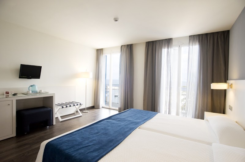Hotel Cala Bona photo 2