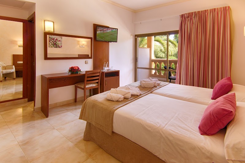 Hotel Cala Gat photo 2