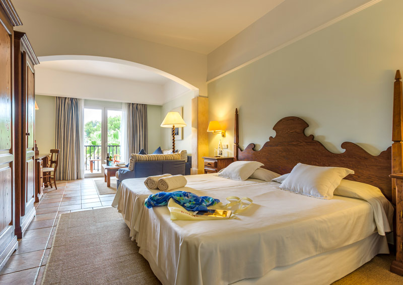 Hotel Cala Sant Vicenc photo 5