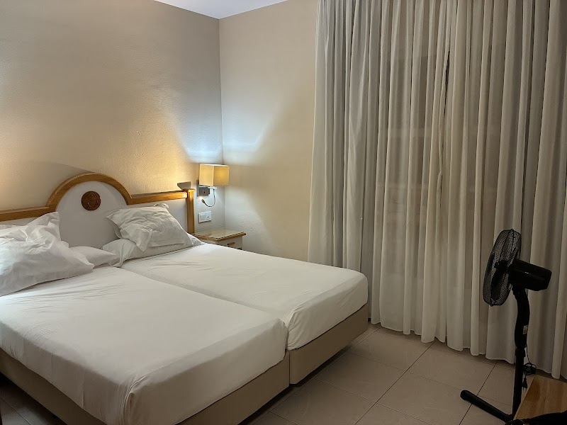 Hotel El Duque photo 2