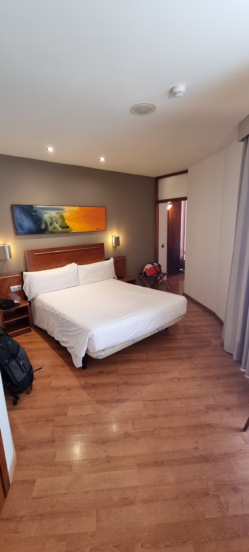 Hotel Garbí Mil·lenni photo 2