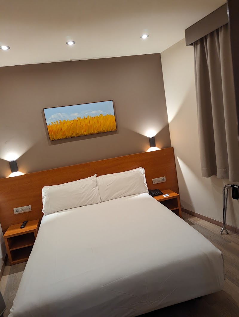 Hotel Garbí Mil·lenni photo 9